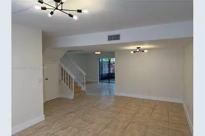 6640 W 24th Ct #25-106, Hialeah, FL 33016 - Photo 7