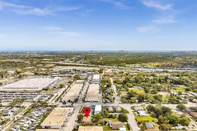 2140 NW 29th St, Oakland Park, FL 33311 - Photo 5