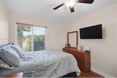 8271 NW 68th Ter, Tamarac, FL 33321 - Photo 21