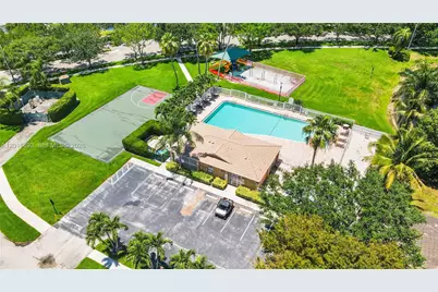 1844 SW 102nd Way, Miramar, FL 33025 - Photo 35