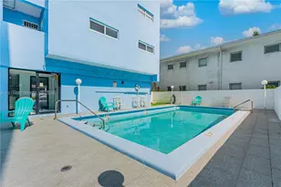 8340 Harding Ave, Miami Beach, FL 33141 - Photo 15