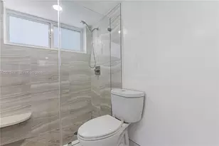 8340 Harding Ave, Miami Beach, FL 33141 - Photo 9