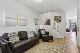 284 SE 37th Ter, Homestead, FL 33033 - Photo 5