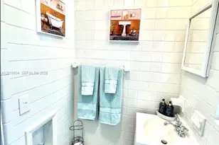 1218 N 24th Ave, Hollywood, FL 33020 - Photo 33