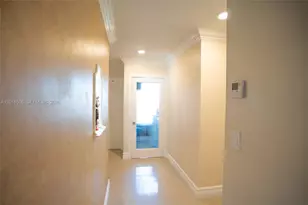 10704 SW 167th St, Miami, FL 33157 - Photo 9