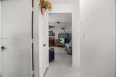 7509 Garfield St, Hollywood, FL 33024 - Photo 15