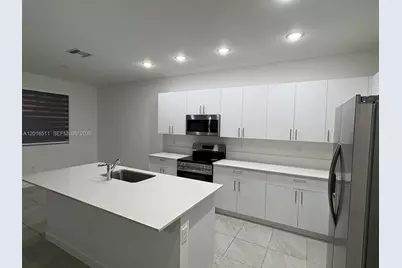 18600 SW 136th Ct, Miami, FL 33177 - Photo 5