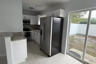 2121-2125 NW 72nd St, Miami, FL 33147 - Photo 3