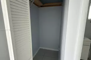 2121-2125 NW 72nd St, Miami, FL 33147 - Photo 13