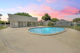 8670 Bridle Path Ct, Davie, FL 33328 - Photo 55