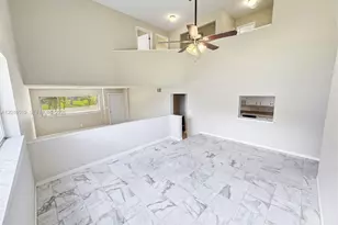 8670 Bridle Path Ct, Davie, FL 33328 - Photo 9