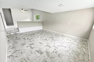 8670 Bridle Path Ct, Davie, FL 33328 - Photo 7