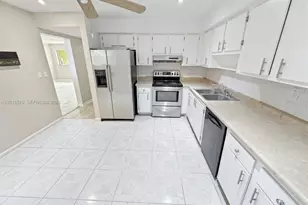 8670 Bridle Path Ct, Davie, FL 33328 - Photo 15
