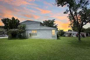 8670 Bridle Path Ct, Davie, FL 33328 - Photo 49