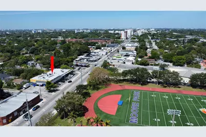 922 NW 36th St, Miami, FL 33127 - Photo 15