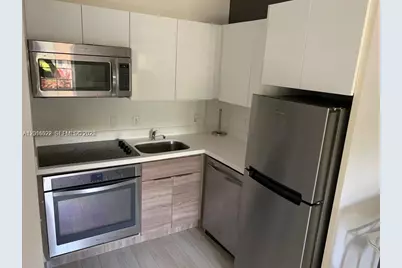 1450 Meridian Ave #105, Miami Beach, FL 33139 - Photo 5