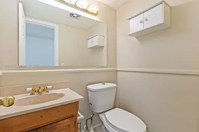 1363 NW 66th Ave, Margate, FL 33063 - Photo 15