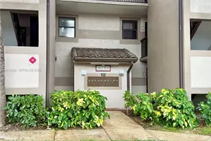 9827 Nob Hill Ct, Sunrise, FL 33351 - Photo 3