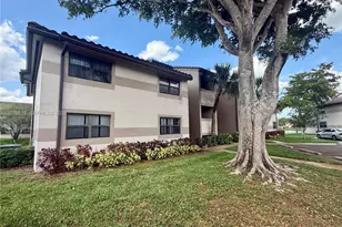 9827 Nob Hill Ct, Sunrise, FL 33351 - Photo 1