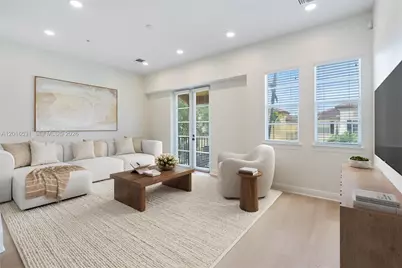 61 Via Floresta Dr, Boca Raton, FL 33487 - Photo 3