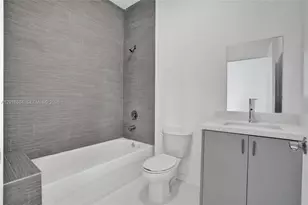 1567 NW 1st St, Miami, FL 33125 - Photo 11