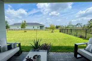 1217 SE Crosswood Wy, Port Saint Lucie, FL 34984 - Photo 25