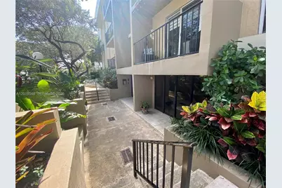 110 Salamanca Ave #PH, Coral Gables, FL 33134 - Photo 3