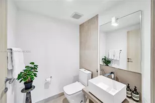 1000 Brickell Plaza, Miami, FL 33131 - Photo 25