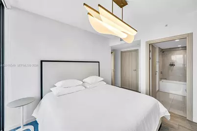 1000 Brickell Plz #4601, Miami, FL 33131 - Photo 43