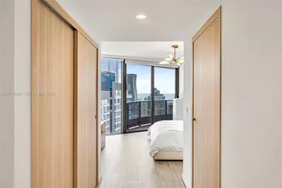 1000 Brickell Plz #4601, Miami, FL 33131 - Photo 35