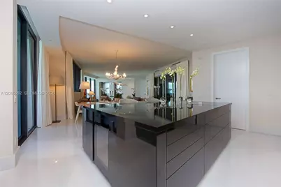 18555 Collins Ave #4605, Sunny Isles Beach, FL 33160 - Photo 19