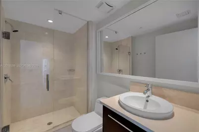 17121 Collins Ave #3901, Sunny Isles Beach, FL 33160 - Photo 25
