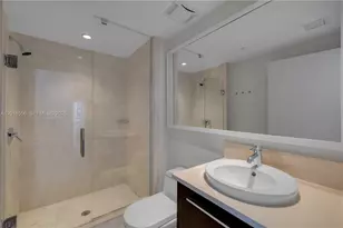 17121 Collins Ave, Sunny Isles Beach, FL 33160 - Photo 25