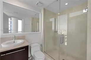 17121 Collins Ave, Sunny Isles Beach, FL 33160 - Photo 17