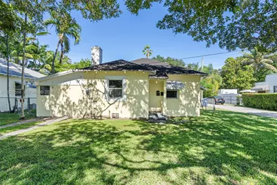 8701 NE 8th Ct, Miami, FL 33138 - Photo 3