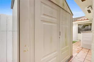 1620 SW 124th Pl, Miami, FL 33175 - Photo 27