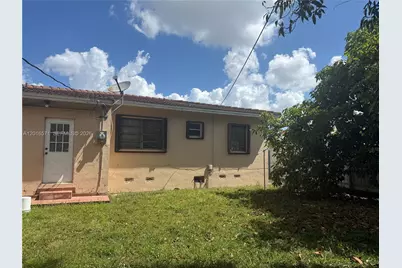 50 E 44th St, Hialeah, FL 33013 - Photo 7