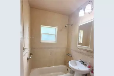 50 E 44th St, Hialeah, FL 33013 - Photo 3