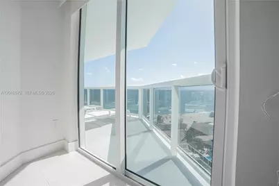 6301 Collins Ave #1102, Miami Beach, FL 33141 - Photo 15