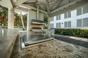 6301 Collins Ave, Miami Beach, FL 33141 - Photo 25