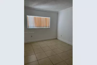 7778 W 34th Ln #20-201, Hialeah, FL 33018 - Photo 9