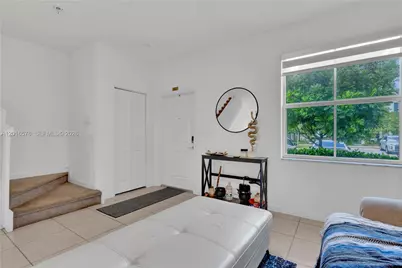 1469 SE 26th Ter, Homestead, FL 33035 - Photo 5