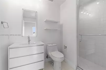 10 SW South River Dr #1504, Miami, FL 33130 - Photo 15