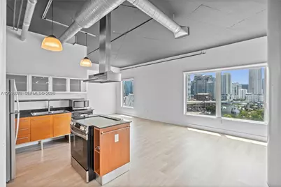 10 SW South River Dr #1504, Miami, FL 33130 - Photo 9