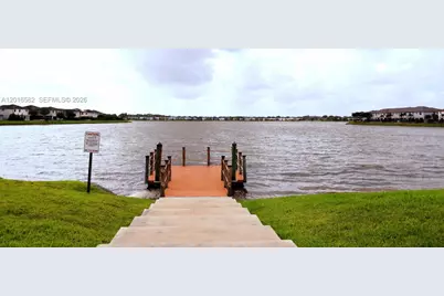16012 NW 91st Ct, Miami Lakes, FL 33018 - Photo 15