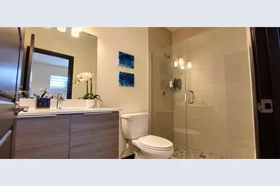 16012 NW 91st Ct, Miami Lakes, FL 33018 - Photo 13
