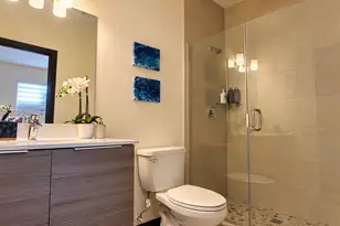16012 NW 91st Ct, Miami Lakes, FL 33018 - Photo 13