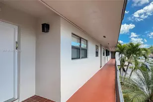 8885 Fontainebleau Blvd, Miami, FL 33172 - Photo 27