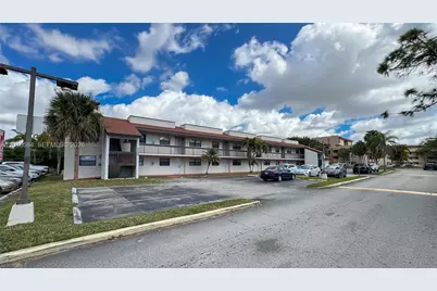 8885 Fontainebleau Blvd #205, Miami, FL 33172 - Photo 31