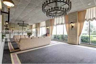 5555 Collins Ave #14U, Miami Beach, FL 33140 - Photo 3